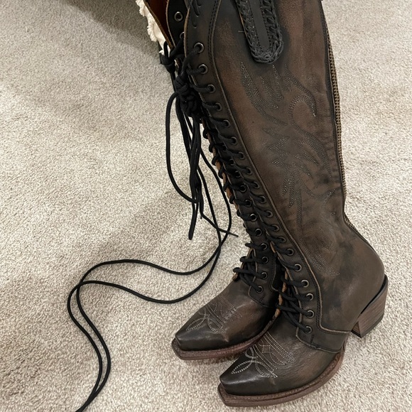 Elegant Brown Lace-Up Knee-High Boots Freebird Wilder Size 6 - Picture 1 of 14